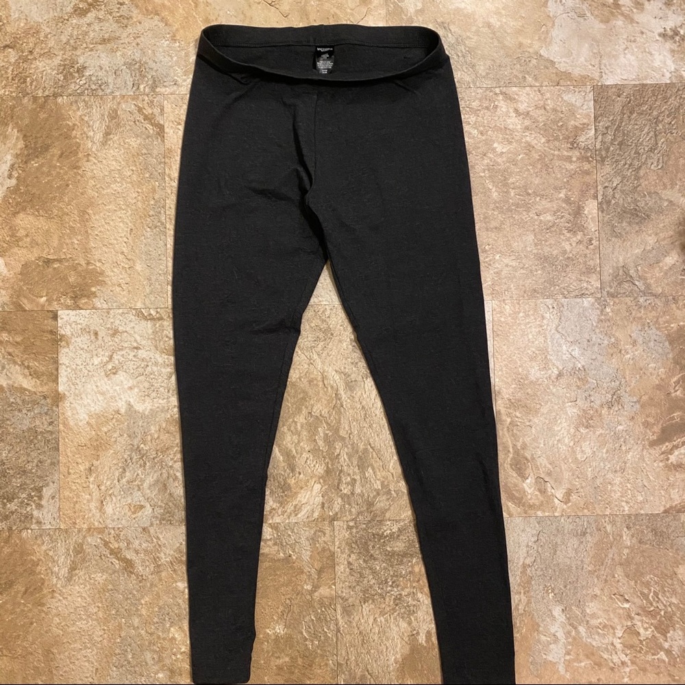 Victoria’s Secret gray sport leggings